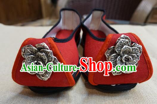 Traditional Chinese Ethnic Silver Carving Red Shoes Embroidered Shoes Yunnan National Wedding Shoes for Women