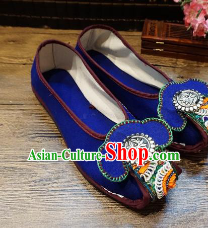 Traditional Chinese Ethnic Silver Blue Shoes Embroidered Shoes Yunnan National Wedding Shoes for Women