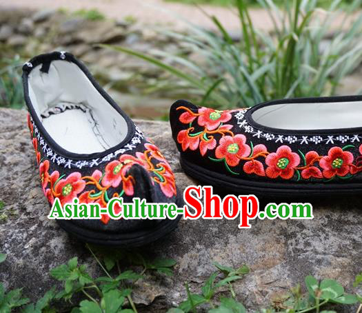 Traditional Chinese Wedding Embroidered Plum Black Shoes National Ethnic Shoes Hanfu Shoes for Women