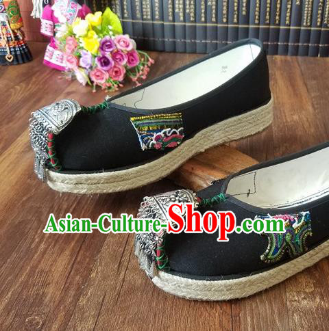 Traditional Chinese Handmade Black Cloth Shoes Yunnan National Shoes Embroidered Shoes for Women