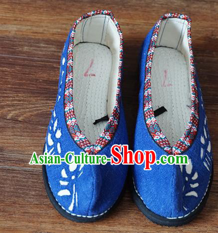 Traditional Chinese Yunnan Ethnic Blue Cloth Shoes Handmade National Shoes Hanfu Dress for Women