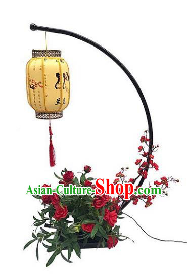 Chinese Traditional Printing Orchid Yellow Lamp Wedding Floor Lanterns Handmade Palace Lantern