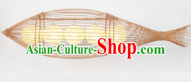 Traditional Chinese Handmade Fish Hanging Lanterns Palace Lantern Bamboo Art Scaldfish Lamp