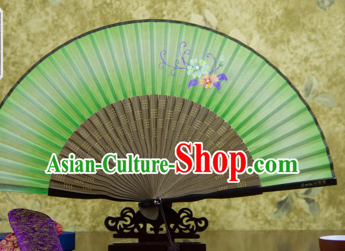 Traditional Chinese Printing Petunia Green Silk Fan China Bamboo Accordion Folding Fan Oriental Fan