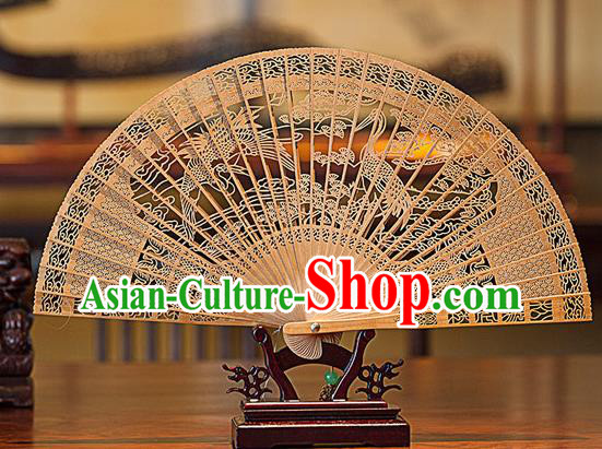 Traditional Chinese Hand Carving Crane Pine Sandalwood Fan China Wood Accordion Folding Fan Oriental Fan