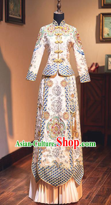 Chinese Traditional Embroidered Champagne Xiuhe Suits Wedding Dress Ancient Bride Costume for Women