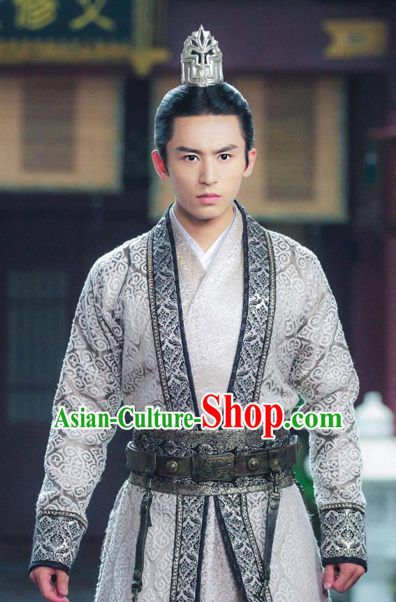 Chinese Ancient Swordsman Prince Long Feiye Clothing Historical Drama Legend of Yun Xi Costume and Headpiece for Men