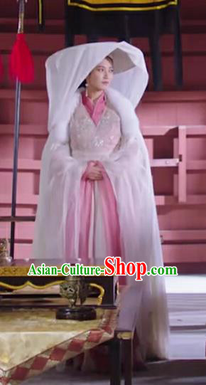 Chinese Ancient Patrician Lady Feng Wanmian Hanfu Dress Drama The Love Lasts Two Minds Costume and Headpiece for Women