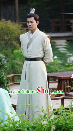 Chinese Ancient Swordsman Lue Ying Clothing Historical Drama Colourful Bone Costume and Headpiece for Men