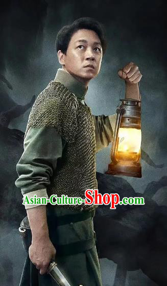 Chinese Drama Candle in The Tomb The Wrath of Time Grave Robber Chen Yulou Costume for Men