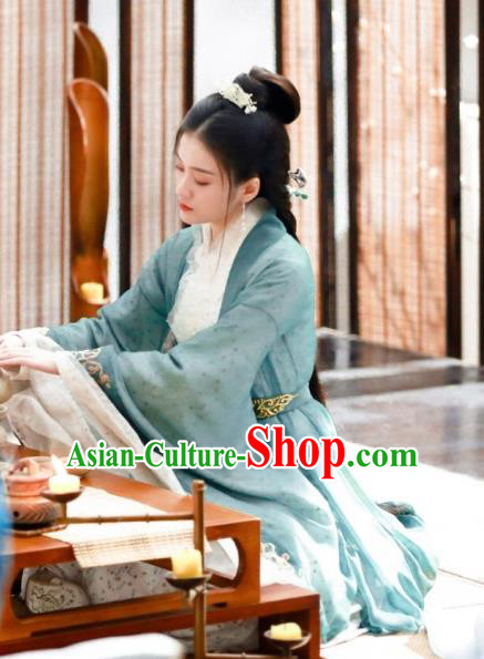 Chinese Drama Princess Silver Ancient Palace Princess Rong Le Historical Costume and Headpiece for Women