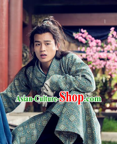 Drama Hero Dream Chinese Ancient Han Dynasty Swordsman Han Xin Costume and Headpiece Complete Set