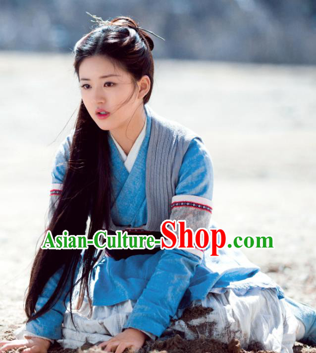 Chinese Ancient Swordswoman Dress and Hairpin Historical Drama Love of Thousand Years Across A Man Hanfu Costumes