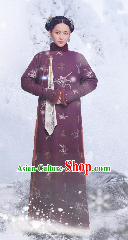 Chinese Ancient Garment Manchu Rani Apparels Purple Qipao Dress and Hair Jewelries Drama Dreaming Back to the Qing Dynasty Costumes