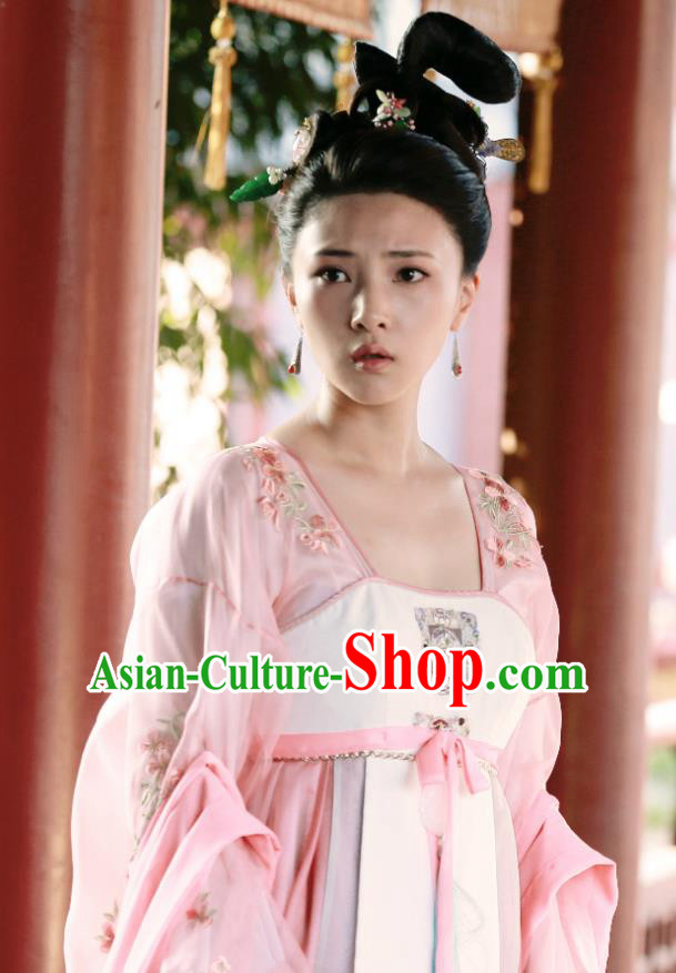 Chinese Wuxia Drama Ancient Princess Garment The King of Blaze Costumes Apparels Infanta Pink Hanfu Dress and Hair Jewelries