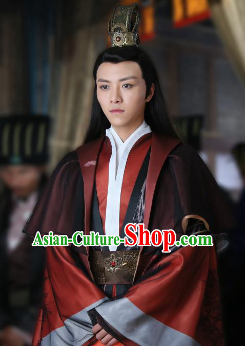 Chinese Ancient Swordsman Garment Hanfu Costumes and Hairdo Crown Drama Men With Sword Gen Mochi Knight Apparels