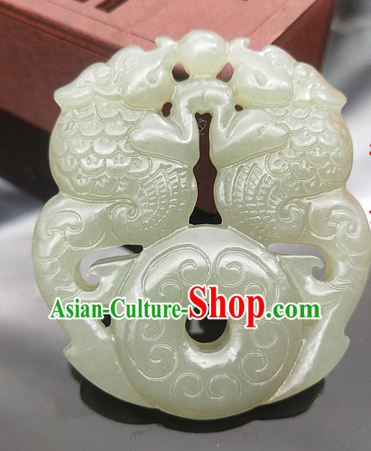 Chinese Handmade Jade Carving Lion Accessories Handgrip Craft Jade Jewelry Jade Necklace Pendant