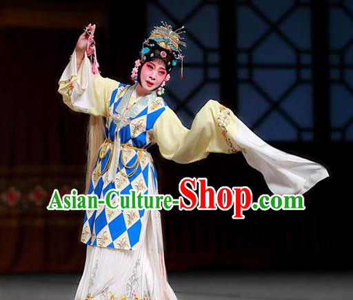 Chinese Traditional Kun Opera Diva Jade Hairpin Costumes Peking Opera Apparel Taoist Nun Hua Tan Garment and Headwear