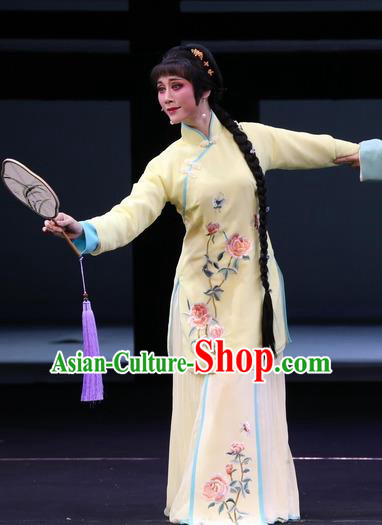 Chinese Shaoxing Opera Hua Tan Young Lady Yellow Dress Costumes and Hair Accessories Ling Long Nv Yue Opera Actress Garment Apparels
