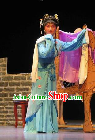 Chinese Shaoxing Opera Young Female Blue Dress Apparels Yue Opera The Peacocks Fly To The Southeast Liu Lanzhi Costumes Garment and Headpieces