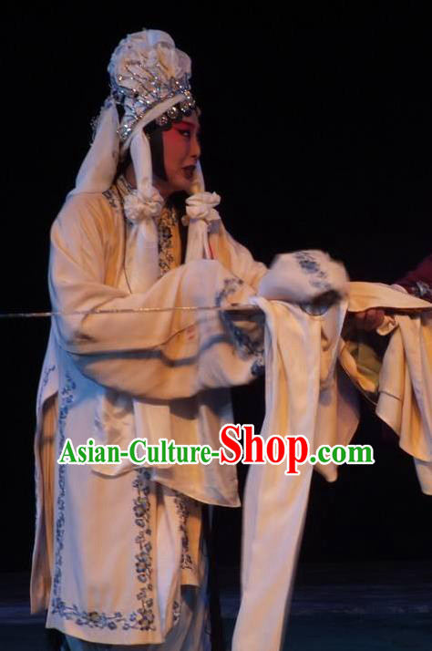 Injustice of Dou E Chinese Kunqu Opera Distress Maiden Costumes Peking Opera Garment Tsing Yi Apparels and Headwear