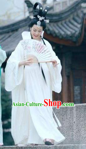 Chinese Shaoxing Opera Hua Tan Bai Suzhen Garment Costumes and Headdress Legend of White Snake Yue Opera Actress White Dress Apparels