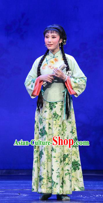 Chinese Shaoxing Opera Rich Lady Green Dress Apparels Costumes and Headpieces The Family Yue Opera Hua Tan Garment