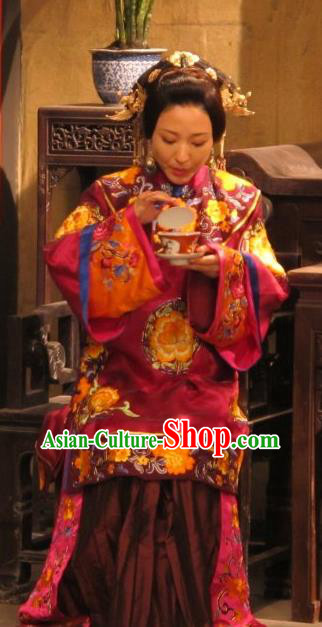 Chinese Shaoxing Opera Elderly Female Apparels Costumes and Headdress Yue Opera Liu Hua Xi Dress Dowager Qiu Hua Garment