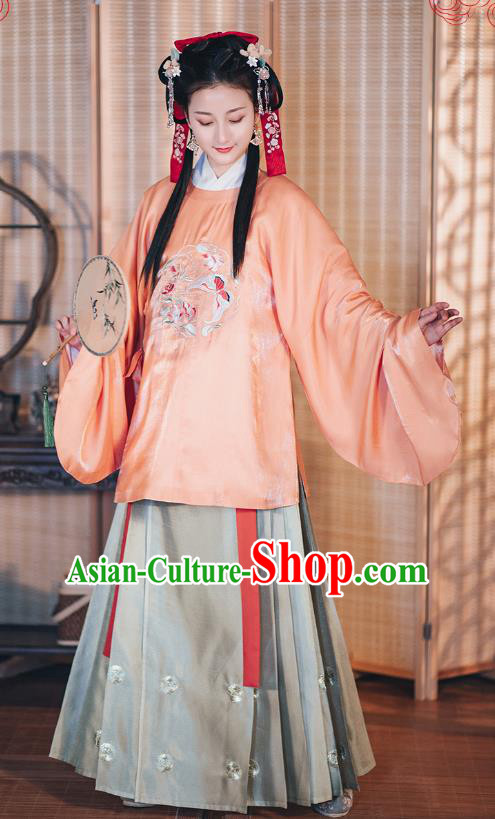 Chinese Traditional Hanfu Dress Ancient Noble Female Embroidered Garment Ming Dynasty Historical Costumes