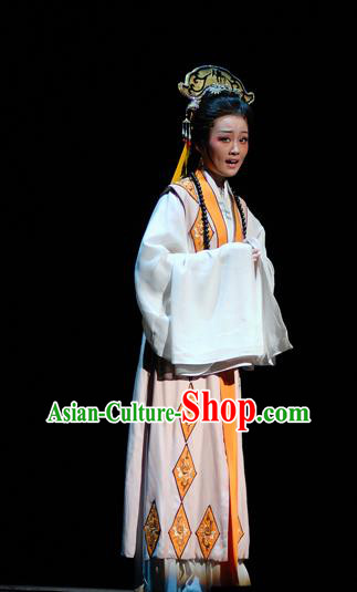 Chinese Shaoxing Opera Actress Costumes Yu Qing Ting Apparels Yue Opera Hua Tan Garment Taoist Nun Wang Zhizhen Orange Dress and Headwear