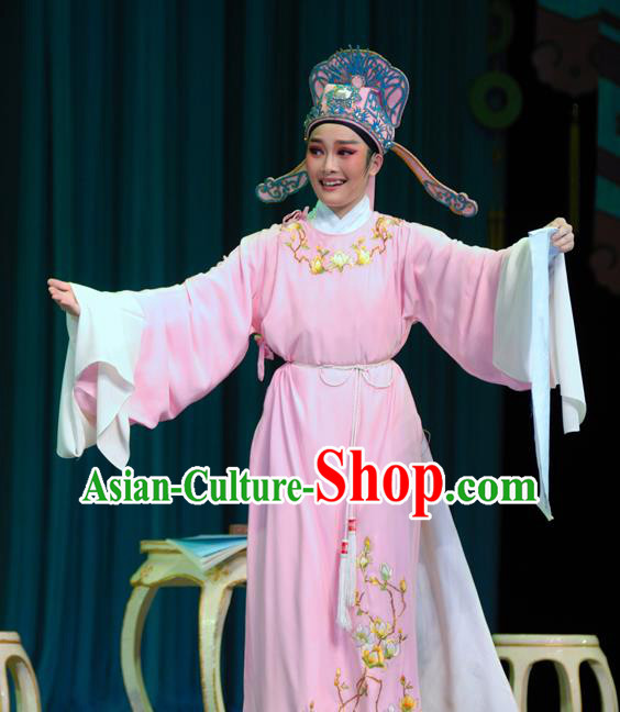 Chinese Yue Opera Nobility Childe Apparels Yu Qing Ting Shaoxing Opera Young Male Costumes Scholar Shen Guisheng Garment Pink Embroidered Robe and Hat