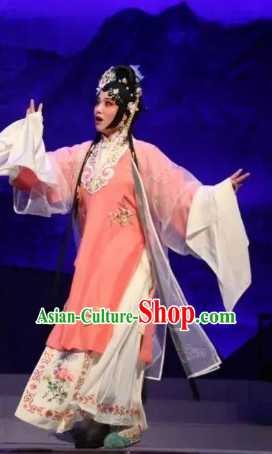 Traditional Chinese Kun Opera Hua Tan Young Female Apparels Costumes and Headpieces Zhu Meng Ji Traditional Kunqu Opera Actress Pink Dress Garment