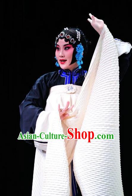 Chinese Kun Opera Young Female Costumes Apparels and Headdress The Prophetic Paintings Traditional Kunqu Opera Tsing Yi Dress Garment