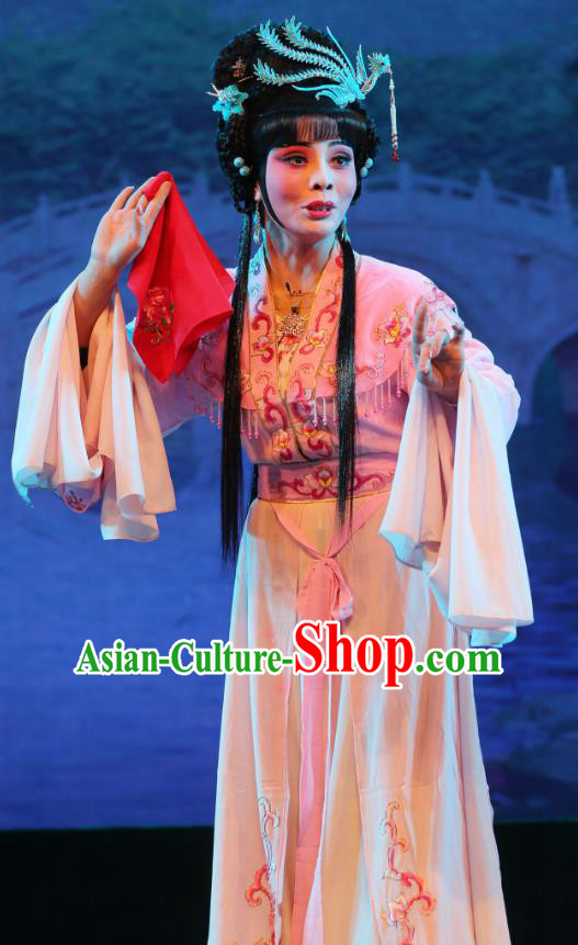 Chinese Shaoxing Opera Young Lady Pink Dress Garment A Tragic Marriage Yue Opera Hua Tan Costumes Actress Wang Lianjuan Apparels and Headpieces