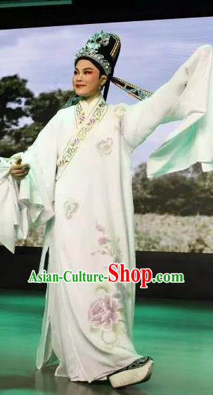 Chinese Yue Opera Costumes and Hat A Bride For A Ride Shaoxing Opera Scholar Zhou Wenbin Garment Young Male Xiaosheng White Robe Apparels