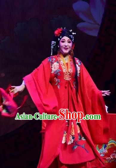 Chinese Shaoxing Opera Hua Tan Wedding Red Costumes and Headpieces Lions Roar Yue Opera Young Lady Dress Apparels Bride Garment