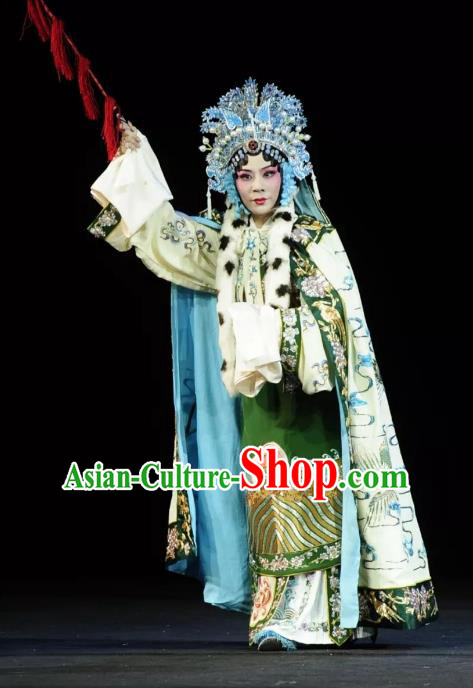 Chinese Beijing Opera Diva Cai Wenji Apparels Return to the Han Dynasty Costumes and Headpieces Traditional Peking Opera Actress Dress Garment