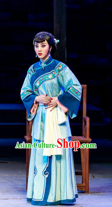 Chinese Beijing Opera Young Mistress Apparels The Grand Mansion Gate Costumes and Headdress Traditional Peking Opera Rich Consort Dress Actress Yang Jiuhong Garment