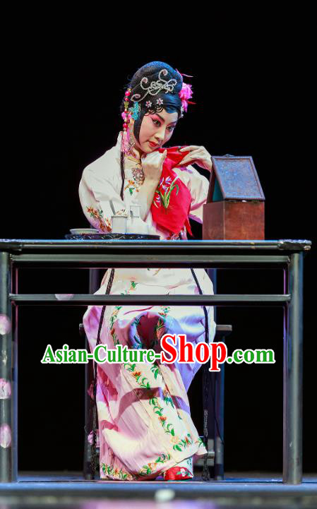 Chinese Beijing Opera Young Woman Yan Xijiao Apparels Xi Jiao Costumes and Headdress Traditional Peking Opera Actress Dress Hua Tan Garment