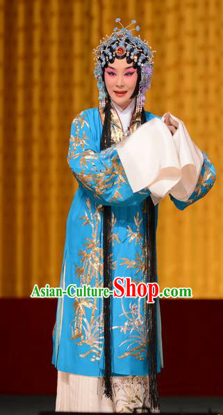 Chinese Beijing Opera Young Woman Garment Snow in June Costumes and Hair Accessories Traditional Peking Opera Hua Tan Dress Diva Dou E Apparels