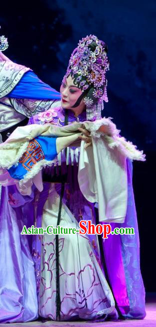 Chinese Beijing Opera Actress Garment Costumes and Hair Accessories Traditional Peking Opera The Tiger Generals Hua Tan Dress Diva Li Ruiyun Apparels