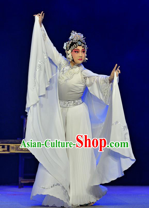 Chinese Sichuan Opera Tsing Yi Costumes and Hair Accessories Guiying and Wang Kui Traditional Peking Opera Distress Maiden Dress Young Female Apparels