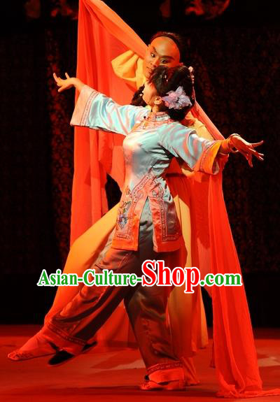 Chinese Sichuan Opera Country Woman Garment Costumes and Hair Accessories Si Shui Wei Lan Traditional Peking Opera Village Girl Deng Yaogu Dress Young Female Apparels