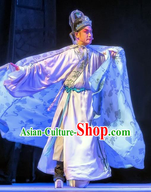 Bao En Ji Chinese Sichuan Opera Xiaosheng Apparels Costumes and Headpieces Peking Opera Young Man Feng Ji Garment Scholar Clothing