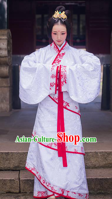 Chinese Qin Dynasty Curving Front Robe Apparels Ancient Court Princess Historical Costumes Traditional Noble Lady White Hanfu Dress for Women