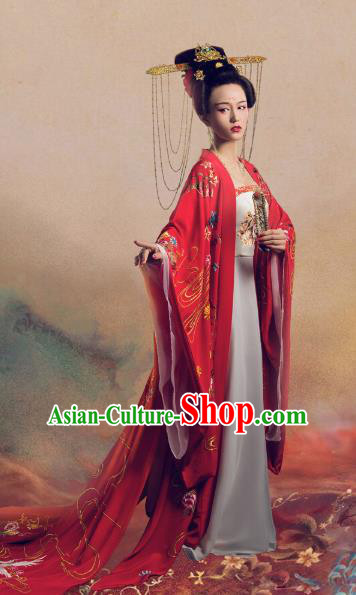 Chinese Ancient Imperial Consort Yang Hanfu Dress Apparels Traditional Tang Dynasty Magnificent Concubine Historical Costumes and Headdress Complete Set