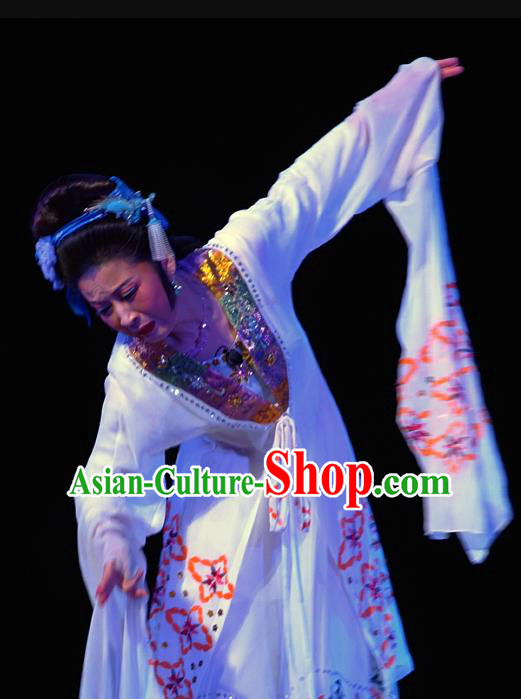 Chinese Shandong Opera Distress Maiden Si Niang Garment Costumes and Headdress Hua Long Dian Jing Traditional Lu Opera Actress Apparels Hostess Dress