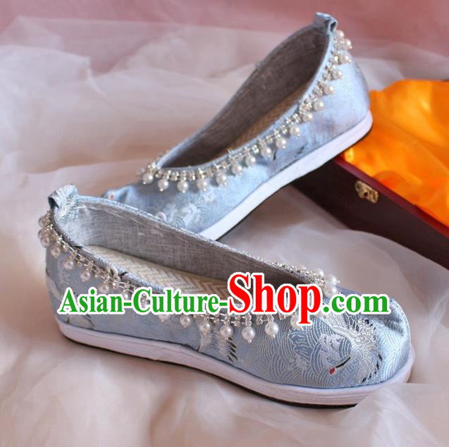 Chinese Handmade Light Blue Satin Shoes Traditional Pearls Hanfu Shoes Women Embroidered Shoes Ancient Princess Wedding Shoes