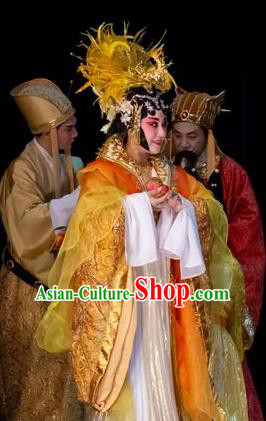 Chinese Han Opera Diva Yang Yuhuan Garment Ni Chang Chang Ge Costumes and Headdress Traditional Hubei Hanchu Opera Hua Tan Apparels Imperial Concubine Dress