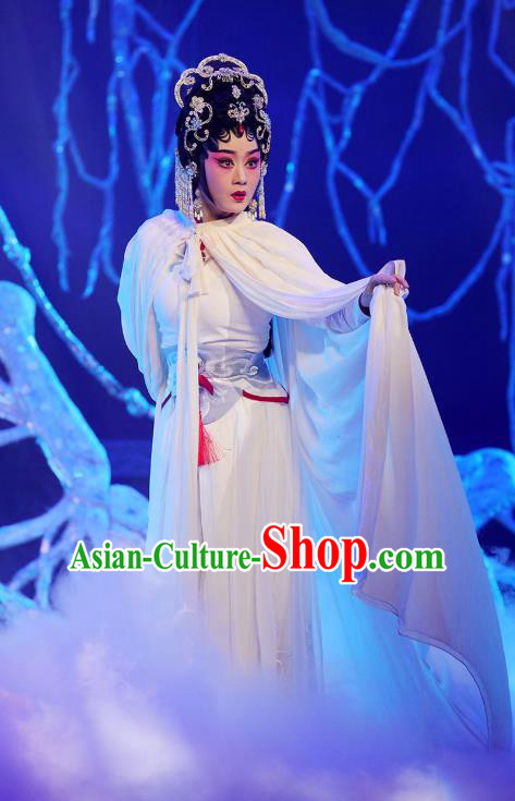 Chinese Cantonese Opera Martial Female Garment The Fairy Tale of White Snake Costumes and Headdress Traditional Guangdong Opera Wudan Apparels Bai Suzhen White Dress